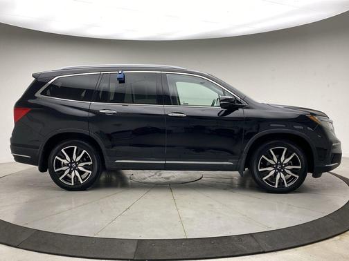 2019 Honda Pilot Touring 8-Passenger