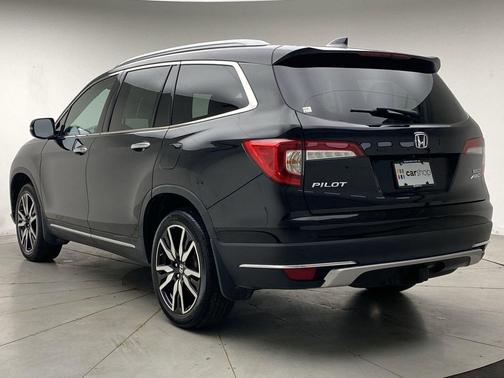 2019 Honda Pilot Touring 8-Passenger
