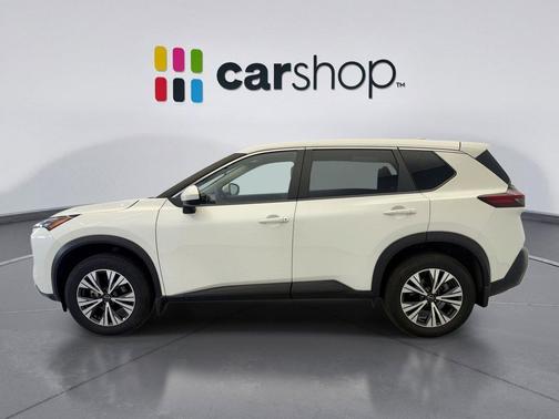 Pearl White Tricoat 2023 Nissan Rogue SV