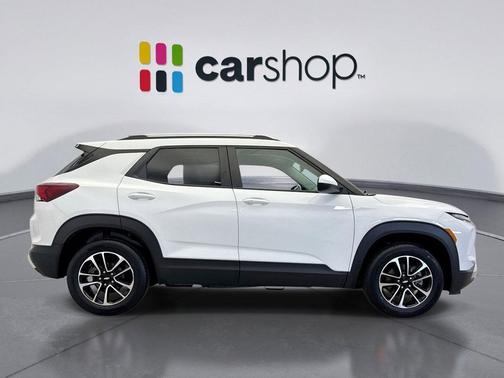 Summit White 2024 Chevrolet Trailblazer LT