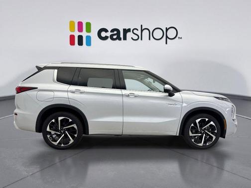 2024 Mitsubishi Outlander PHEV SEL