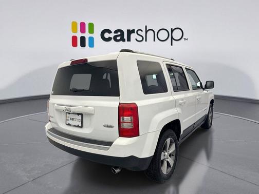 Bright White Clearcoat 2017 Jeep Patriot High Altitude
