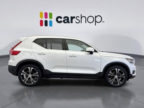 2022 Volvo XC40 T5 Inscription