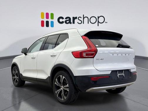 2022 Volvo XC40 T5 Inscription