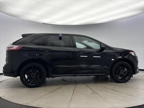 2024 Ford Edge ST