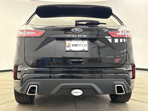 2024 Ford Edge ST