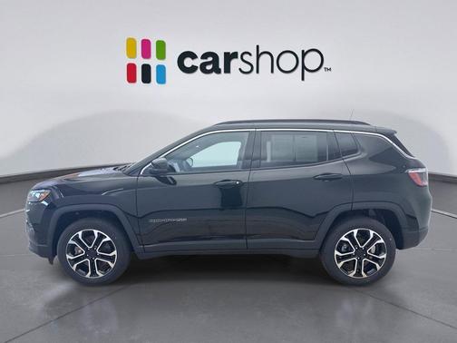 Diamond Black Crystal Pearlcoat 2024 Jeep Compass Limited
