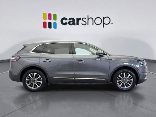 2022 Lincoln Nautilus Standard