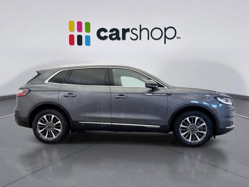 2022 Lincoln Nautilus Standard