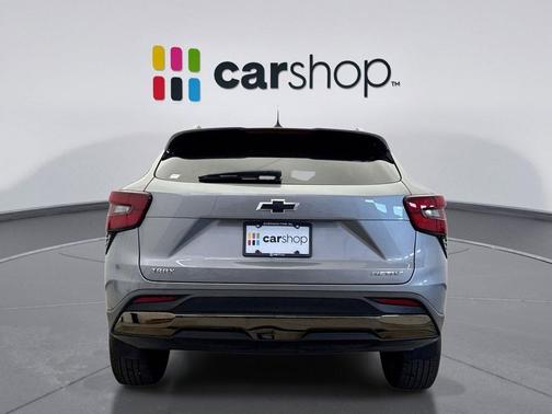Sterling Gray Metallic 2025 Chevrolet Trax FWD ACTIV