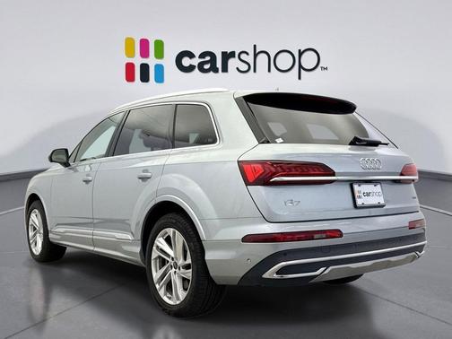 2024 Audi Q7 55 Premium Plus