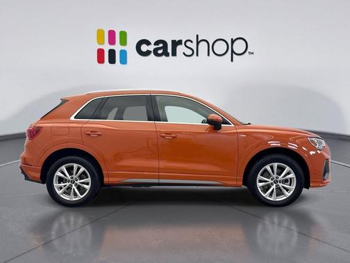 2024 Audi Q3 Premium 45 TFSI S line quattro Tiptronic