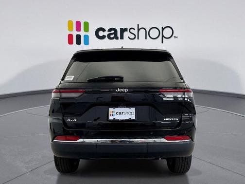 Diamond Black Crystal Pearlcoat 2023 Jeep Grand Cherokee Limited