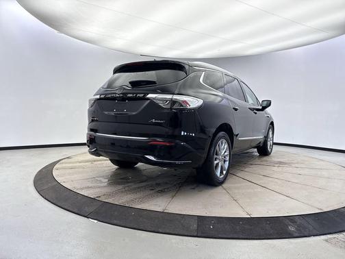 2024 Buick Enclave Avenir AWD