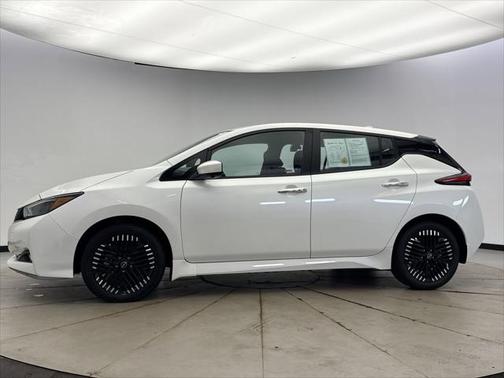 2023 Nissan Leaf SV PLUS 60 kWh