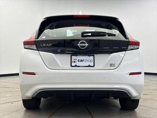 2023 Nissan Leaf SV PLUS 60 kWh