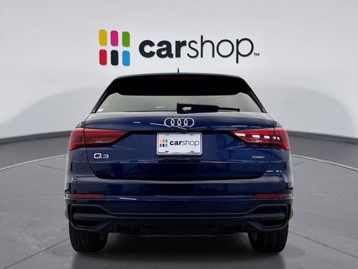 Navarra Blue 2025 Audi Q3 Premium 45 TFSI S line quattro Tiptronic