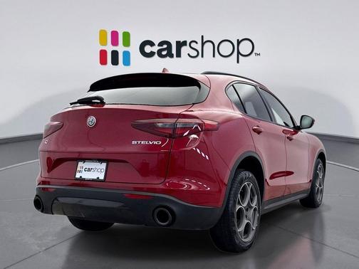 2022 Alfa Romeo Stelvio Sprint
