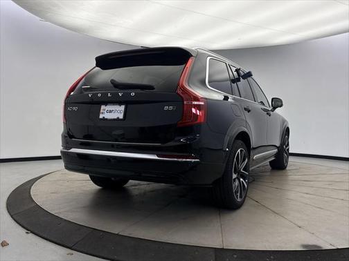 2025 Volvo XC90 B5 Plus