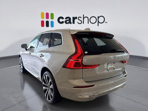 Silver Dawn Metallic 2023 Volvo XC60 B5 Ultimate Bright Theme
