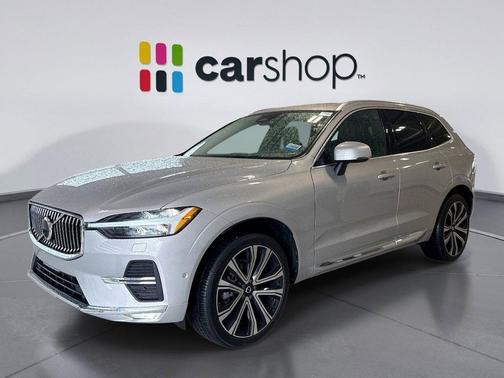 Silver Dawn Metallic 2023 Volvo XC60 B5 Ultimate Bright Theme