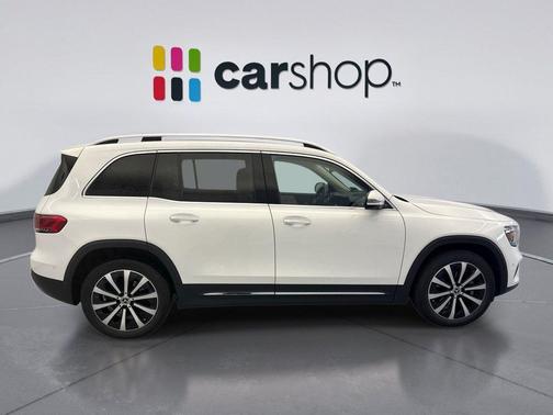 Polar White 2023 Mercedes-Benz GLB 250 4MATIC