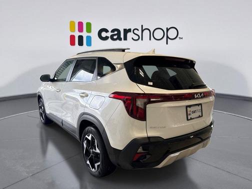 Snow White Pearl 2025 Kia Seltos EX