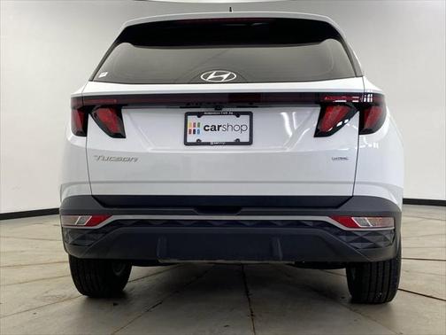 2022 Hyundai TUCSON SE