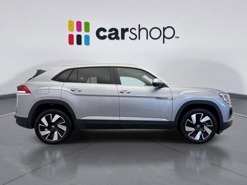 2025 Volkswagen Atlas Cross Sport 2.0T SE w/Technology 4MOTION