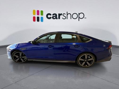 Still Night 2023 Honda Accord Hybrid Sport