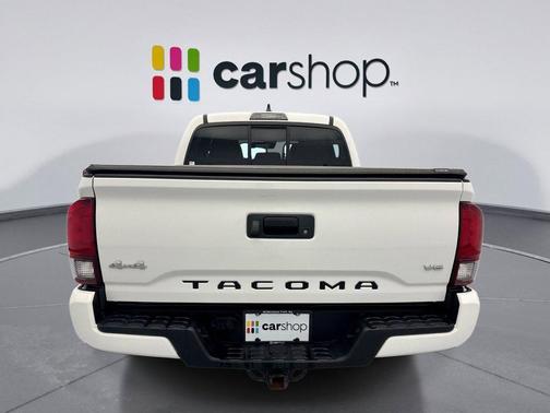 Ice Cap 2023 Toyota Tacoma SR