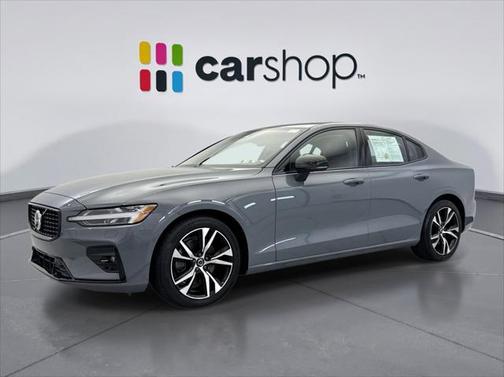 2024 Volvo S60 B5 Plus Dark Theme