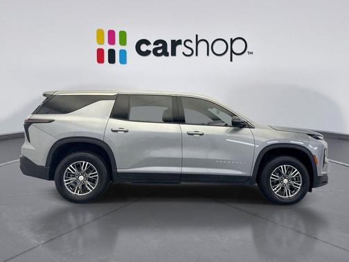 Sterling Gray Metallic 2024 Chevrolet Traverse LS