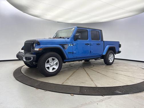Hydro Blue Pearlcoat 2023 Jeep Gladiator Sport S
