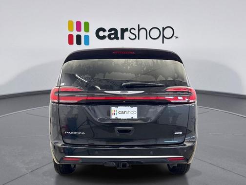 2022 Chrysler Pacifica L
