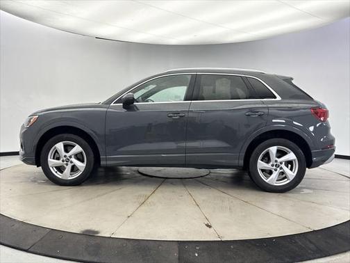 2022 Audi Q3 40 Premium
