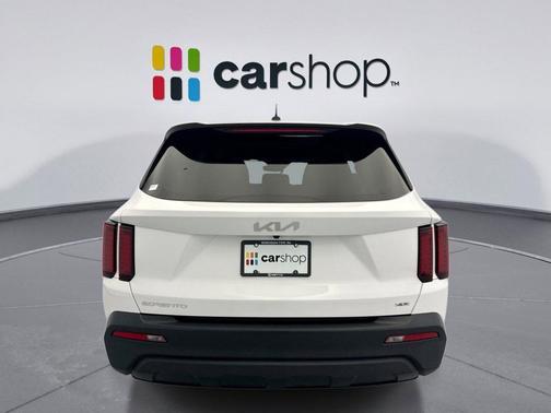 Glacial White Pearl 2023 Kia Sorento LX