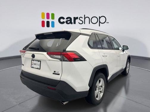 Super White 2021 Toyota RAV4 Hybrid XLE