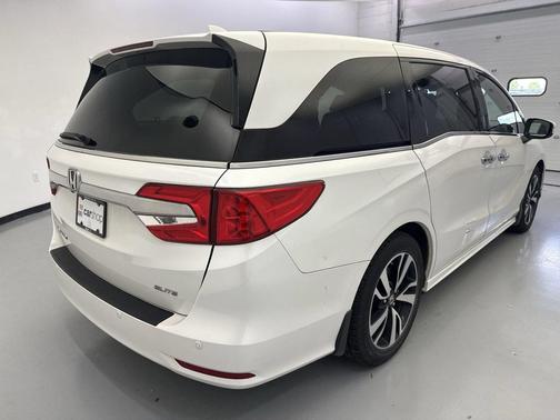 Platinum White 2020 Honda Odyssey Elite