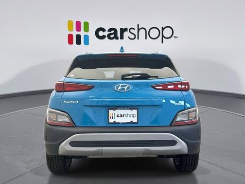 2022 Hyundai KONA SEL