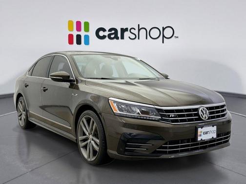 2019 Volkswagen Passat 2.0T R-Line