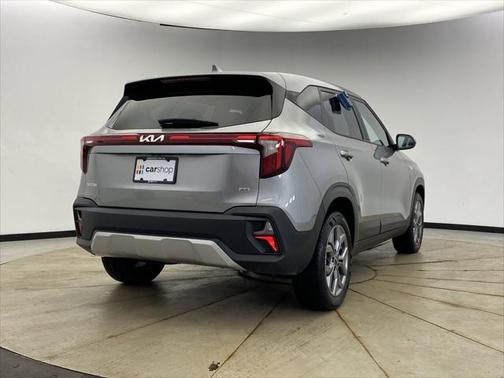 2024 Kia Seltos LX