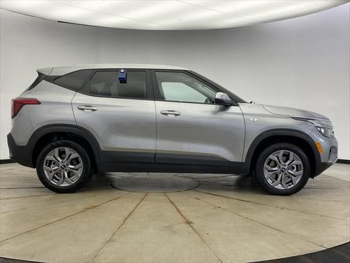 2024 Kia Seltos LX