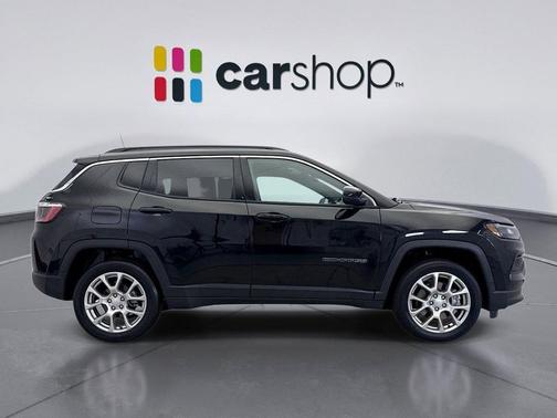 2023 Jeep Compass Latitude Lux