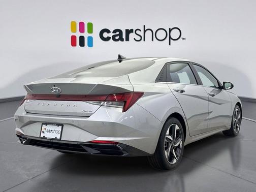 2023 Hyundai ELANTRA Limited