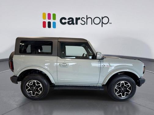 CACTUS GRAY 2022 Ford Bronco Outer Banks