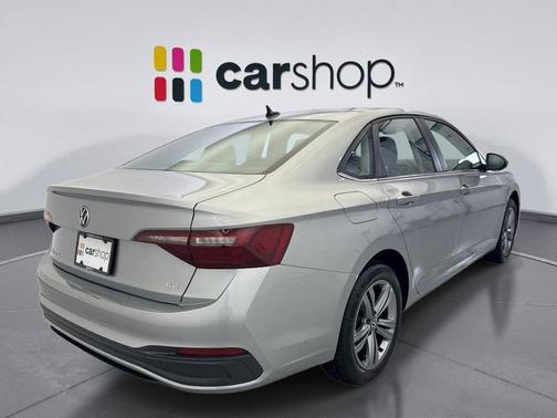 Pyrite Silver 2024 Volkswagen Jetta 1.5T SE