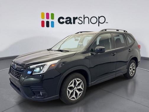 Crystal Black Silica 2023 Subaru Forester Premium
