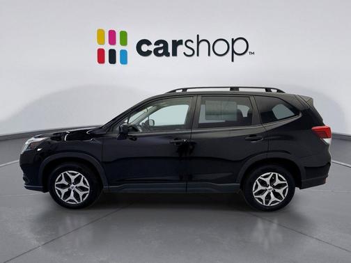 Crystal Black Silica 2023 Subaru Forester Premium