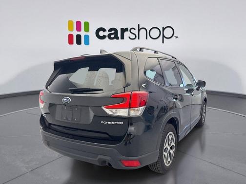 Crystal Black Silica 2023 Subaru Forester Premium
